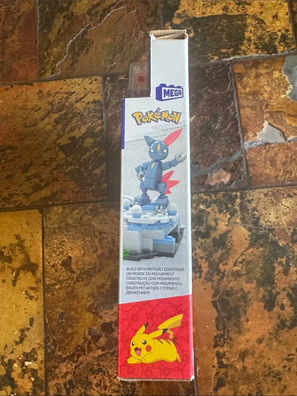 Pokémon Pipup and Sneasel Snow Day Building Set